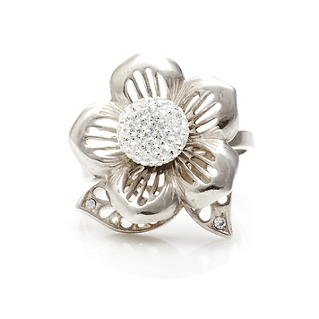 Кольцо серебряное "цветок" с камнями сваровски
