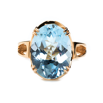 Золотое кольцо с голубым овальным топазом