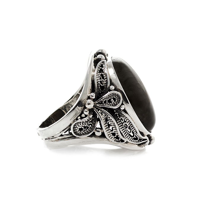 кольцо из серебра ручной работы филигрань с лабрадоритом