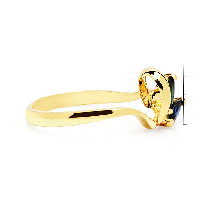 Кольцо из желтого золота с двумя сапфирами маркиз