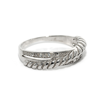 Серебряное кольцо с мелкими фианитами