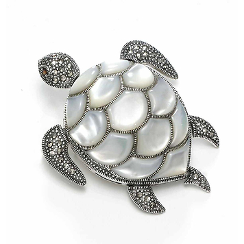 Серебряная брошь-подвеска  "черепаха" с белым перламутром