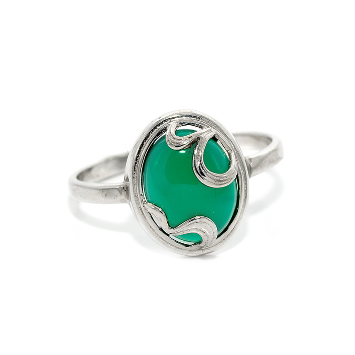 Серебряное кольцо с овальным зеленым агатом кабошон