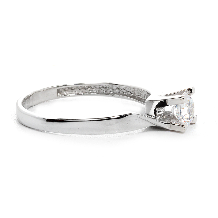 Серебряное кольцо для предложения с одним фианитом