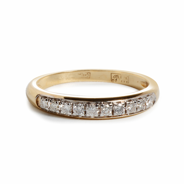 Дорожка кольцо с бриллиантами из желтого золота